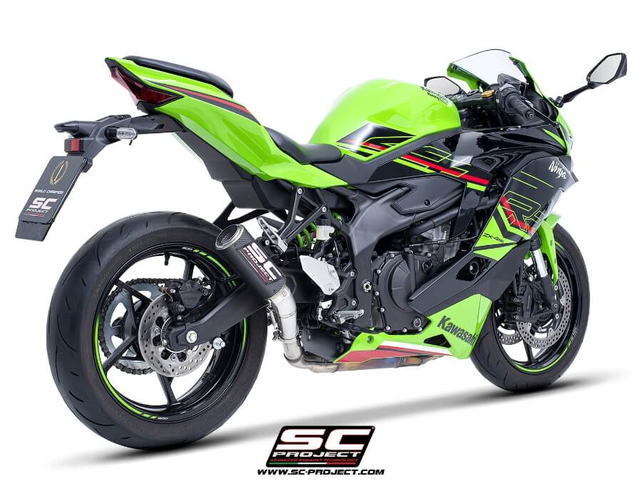 Kawasaki NINJA ZX-4R - RR (2024) CR-T (Carbon) & (Titanium)